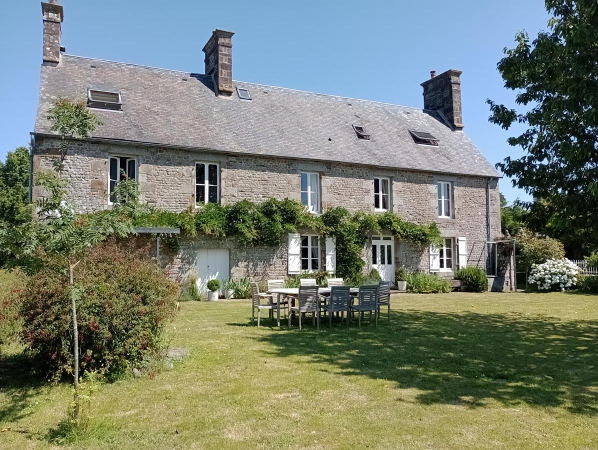 Le Presbytere Beauficel エクステリア 写真