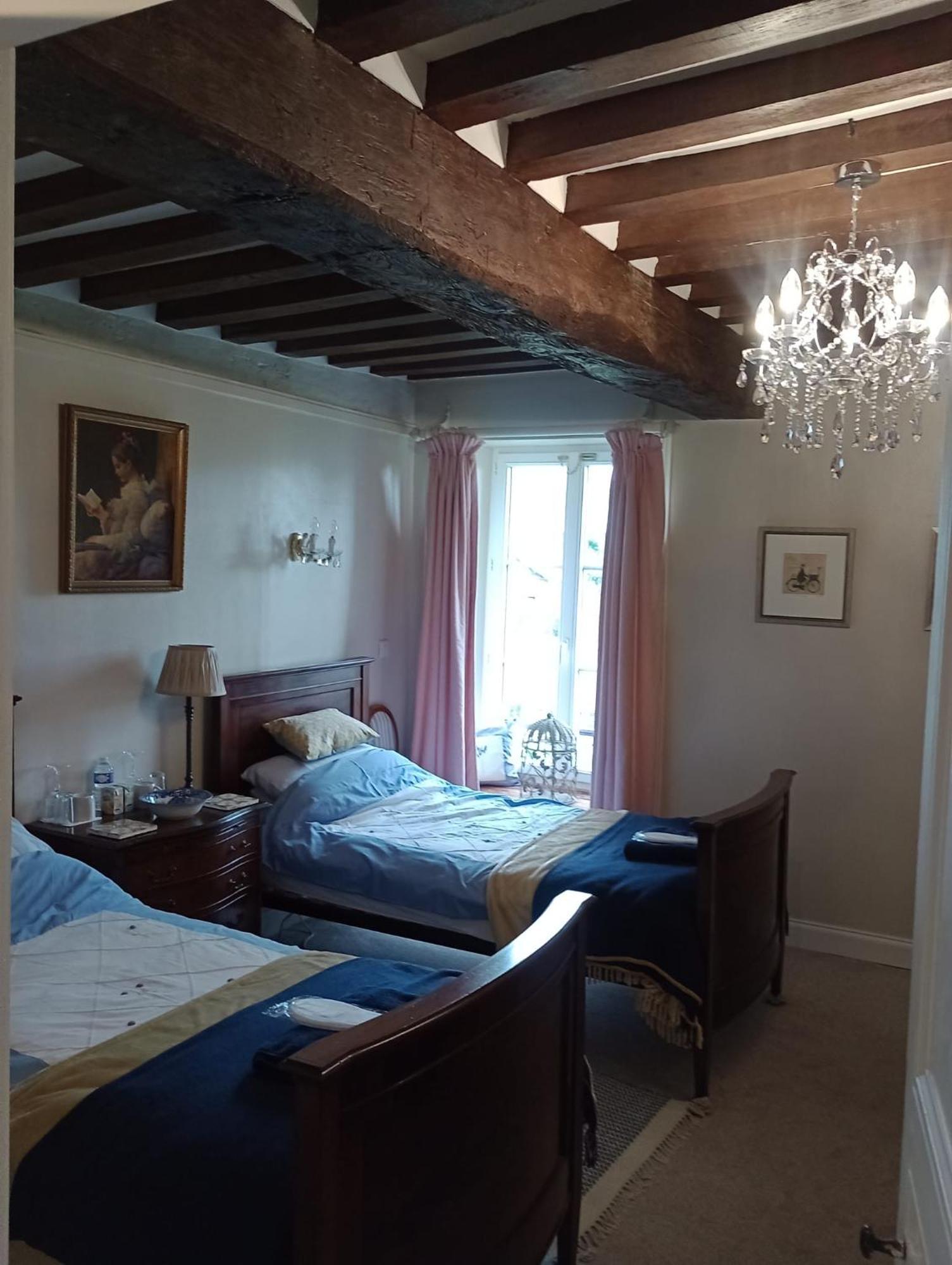 Le Presbytere Beauficel エクステリア 写真